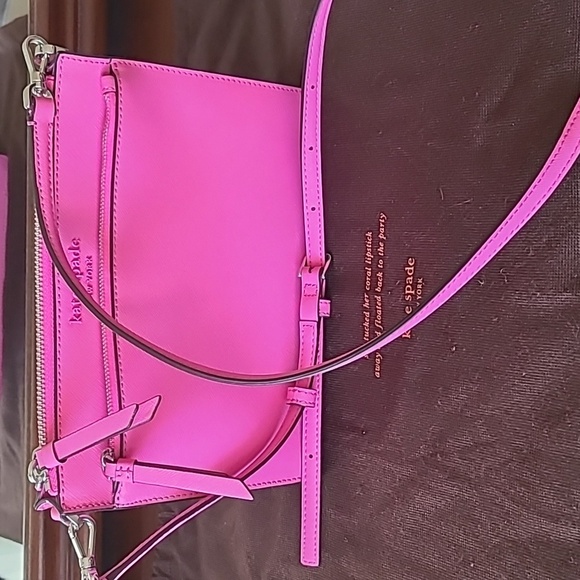 Kate Spade Vibrant Pink Crossbody Bag - Picture 1 of 12